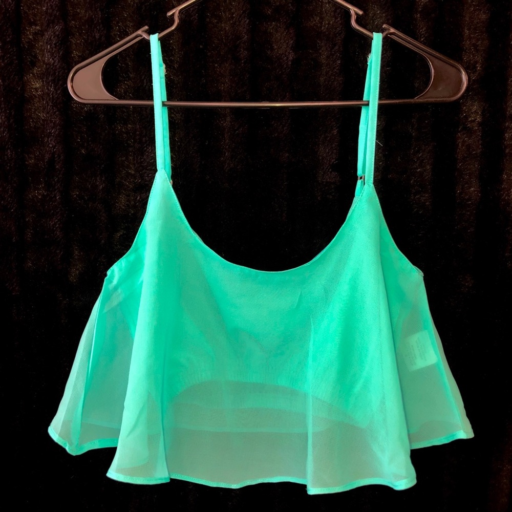 Fun, flirty cropped top.